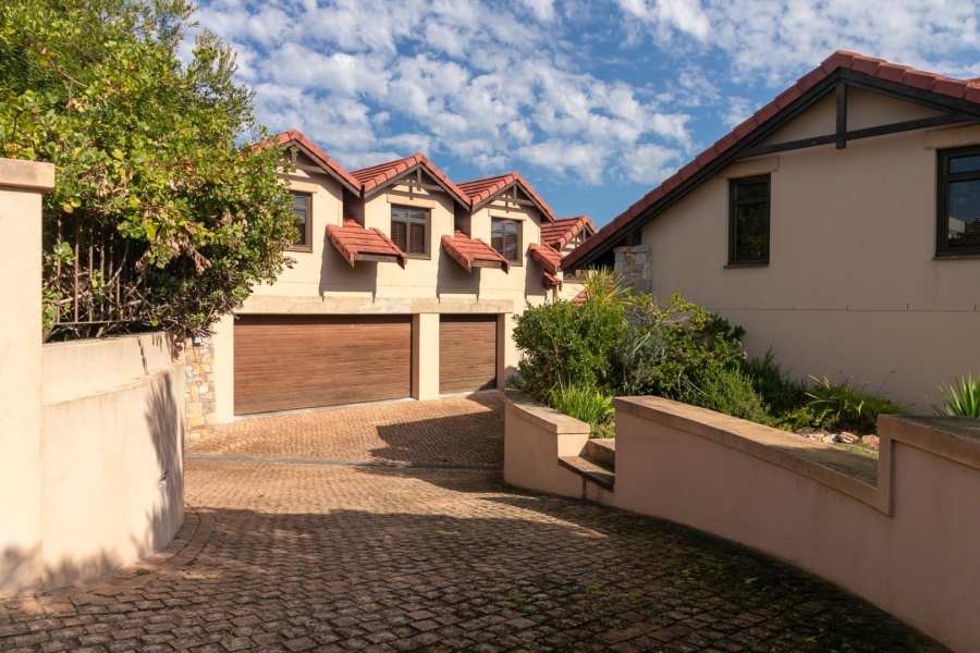6 Bedroom Property for Sale in Pezula Golf Estate Western Cape